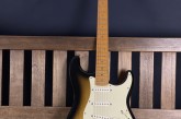 Fender 2006 American Deluxe V Neck Two Tone Sunburst-6.jpg